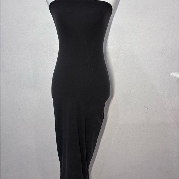 SKIMS Black Tube Dress - Picture 3 of 7